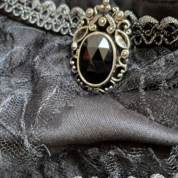 Gothic witch costume with hat size 10-12 - Picture 11 of 13